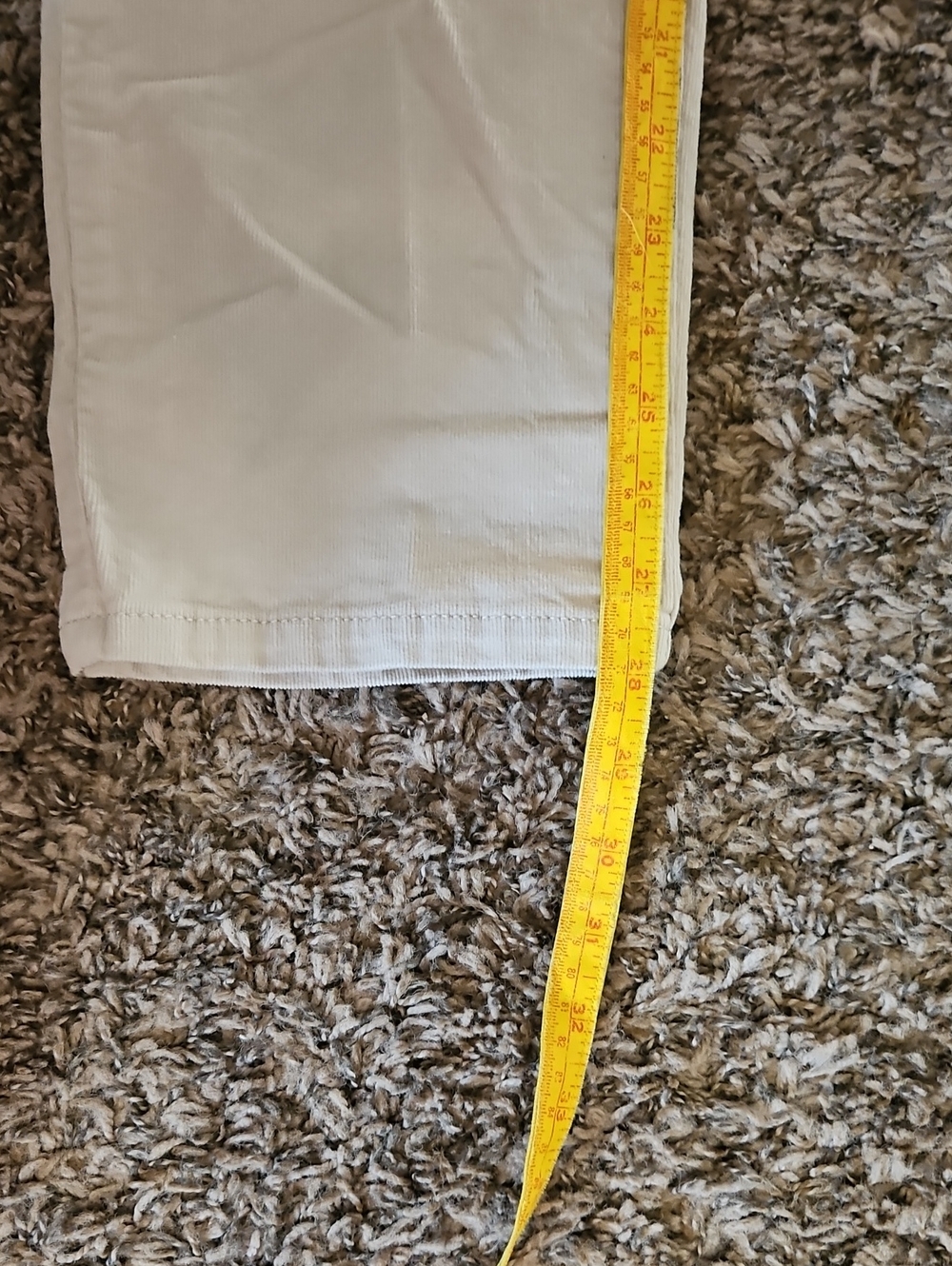 Gloria Vanderbilt Amanda Cream Straight-Leg Jeans - Picture 5 of 5